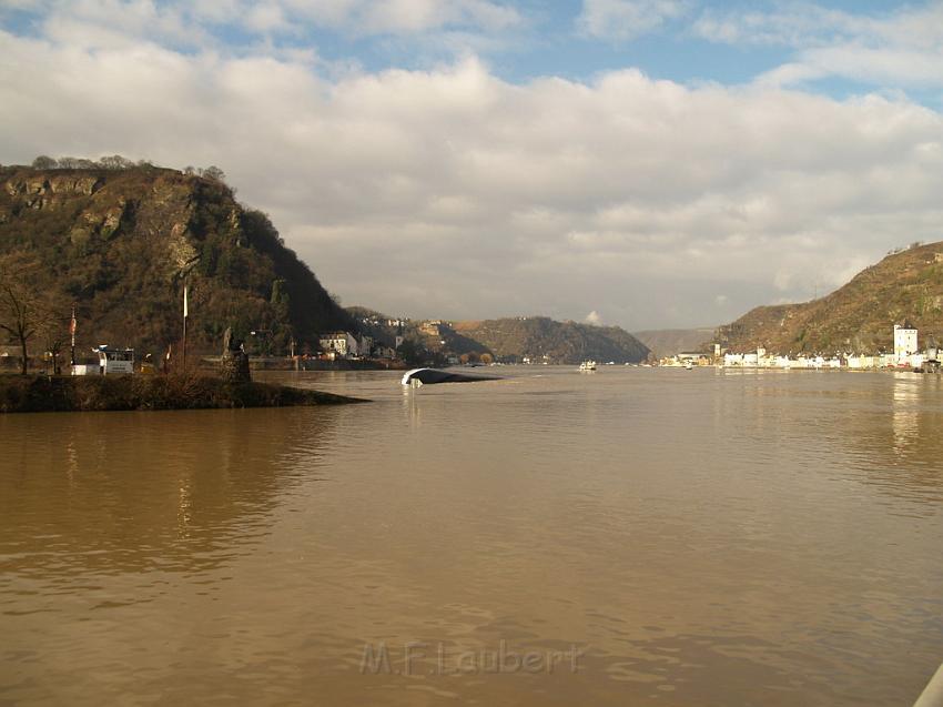 Schiff gesunken St Goarhausen Loreley P035.jpg